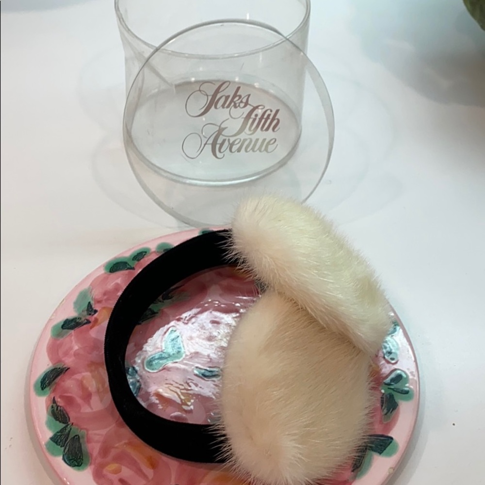 Salad Fifth Avenue White Fur Ear Muffs *UNUSED*